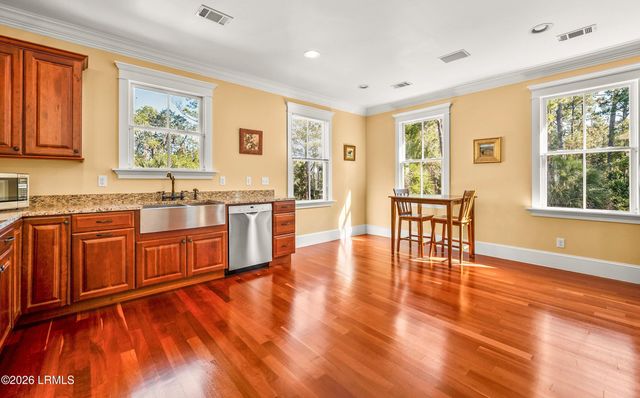 170 Cassena Island Drive, Lady's Island, SC 29907