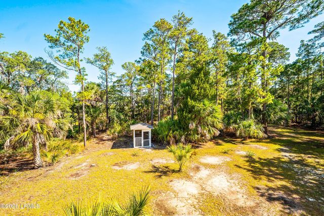 170 Cassena Island Drive, Lady's Island, SC 29907