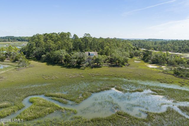 170 Cassena Island Drive, Lady's Island, SC 29907