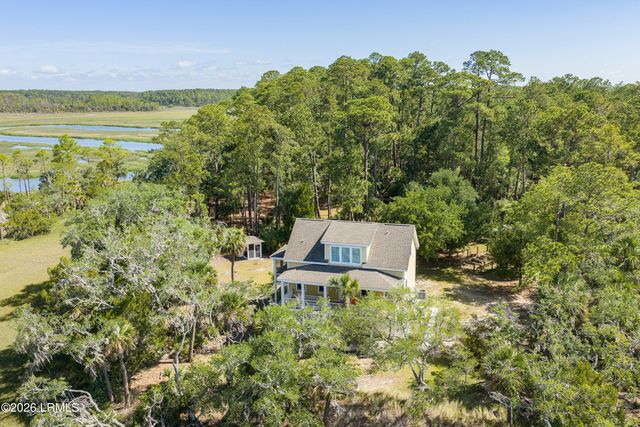 170 Cassena Island Drive, Lady's Island, SC 29907