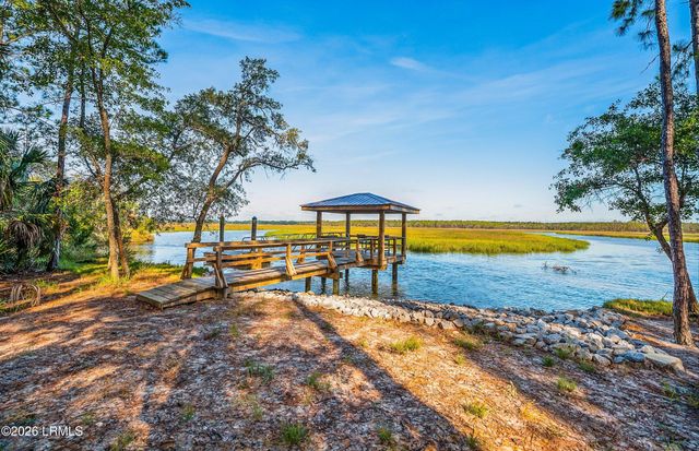 170 Cassena Island Drive, Lady's Island, SC 29907