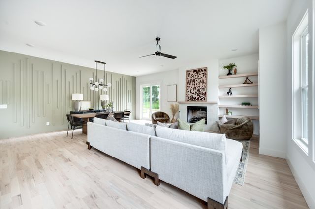 2430 Little Ave, Nashville, TN 37206