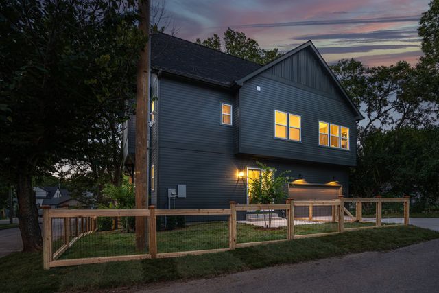 2430 Little Ave, Nashville, TN 37206