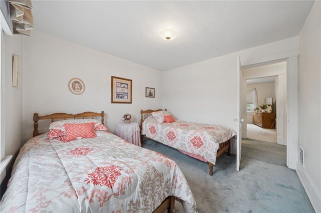 2112 Kenneth Ave, Arnold, PA 15068