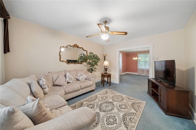 2112 Kenneth Ave, Arnold, PA 15068