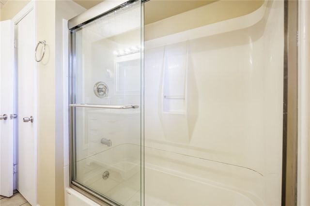 88 Longcroft Road, Irondequoit, NY 14609