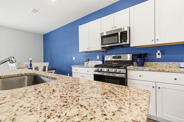 172 Fox Rae Dr., Conway, SC 29526