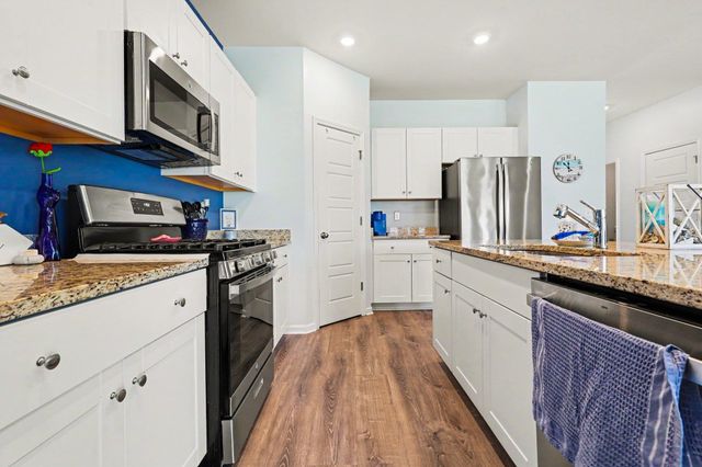 172 Fox Rae Dr., Conway, SC 29526