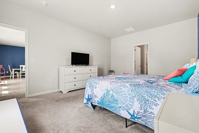 172 Fox Rae Dr., Conway, SC 29526