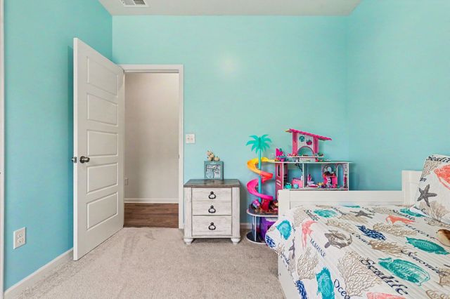 172 Fox Rae Dr., Conway, SC 29526