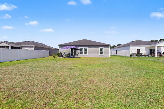 172 Fox Rae Dr., Conway, SC 29526