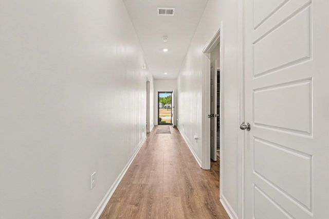 172 Fox Rae Dr., Conway, SC 29526