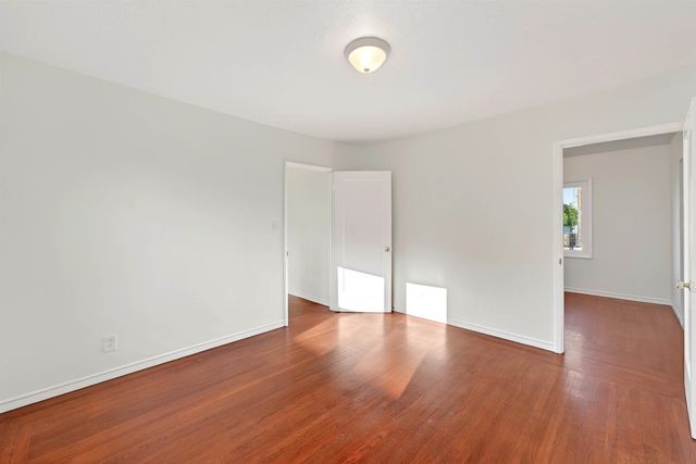 10200 Royal Ann St, Oakland, CA 94603