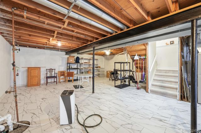 42192 Lochmoor Street 35, Clinton Charter Township, MI 48038