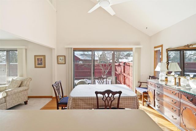 42192 Lochmoor Street 35, Clinton Charter Township, MI 48038