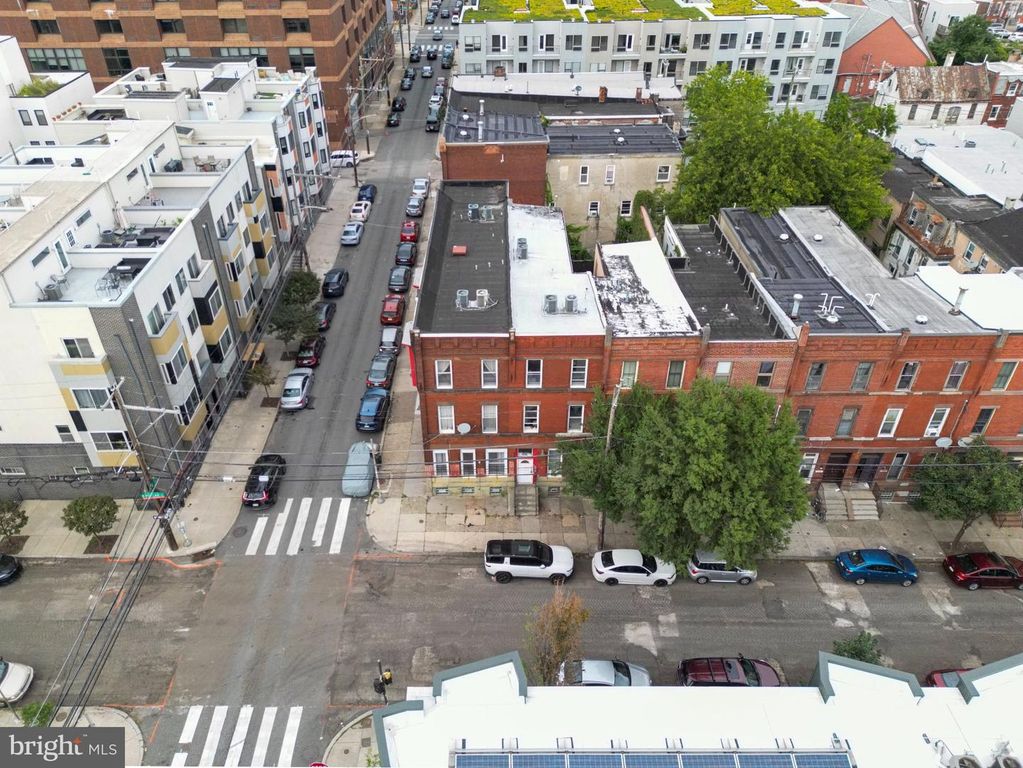 1535 POPLAR ST, PHILADELPHIA, PA 19130 — photo 2