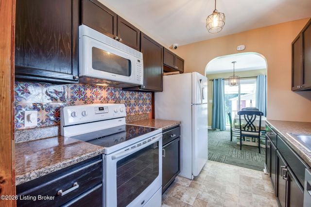 422 Creel Ave, Louisville, KY 40208