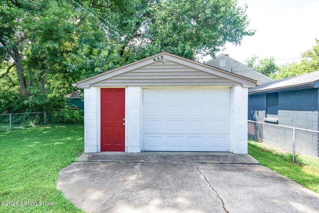422 Creel Ave, Louisville, KY 40208