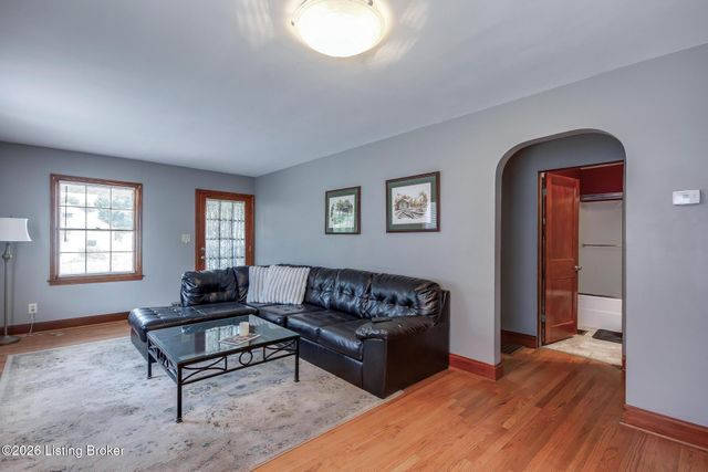 422 Creel Ave, Louisville, KY 40208