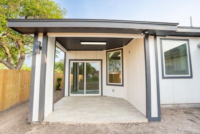 117 E Filmore Avenue, Harlingen, TX 78550