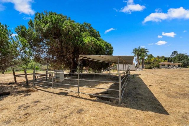 4110 Manchester Avenue, Encinitas, CA 92024