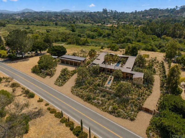4110 Manchester Avenue, Encinitas, CA 92024