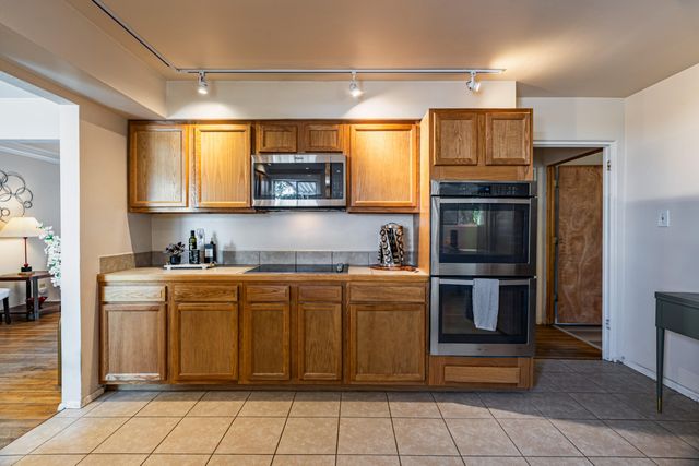 507 Alvarado Drive NE, Albuquerque, NM 87108