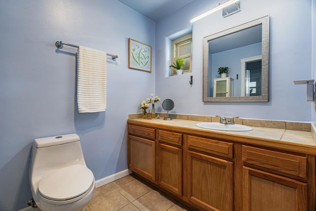 507 Alvarado Drive NE, Albuquerque, NM 87108