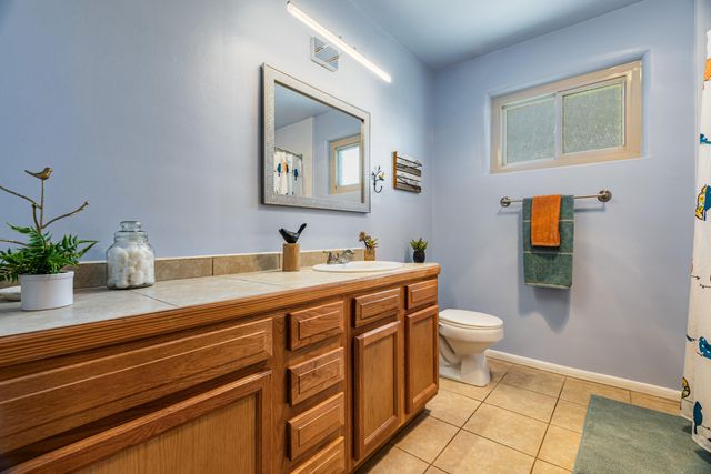 507 Alvarado Drive NE, Albuquerque, NM 87108