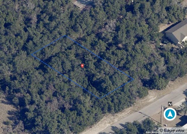 1043 Eastview, Canyon Lake, TX 78133