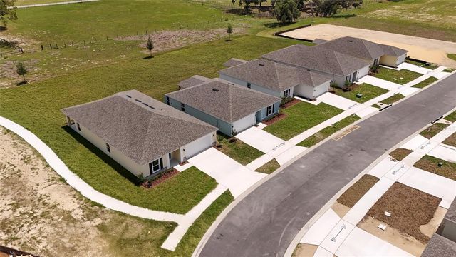 8821 PINE BARK WAY, Wildwood, FL 34785