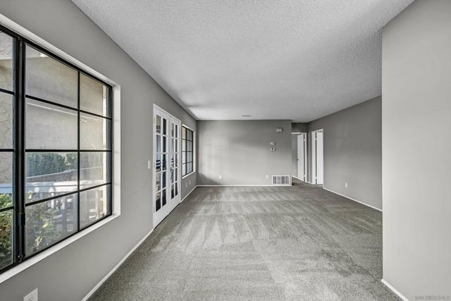 8608 Arminda Cir 43, Santee, CA 92071