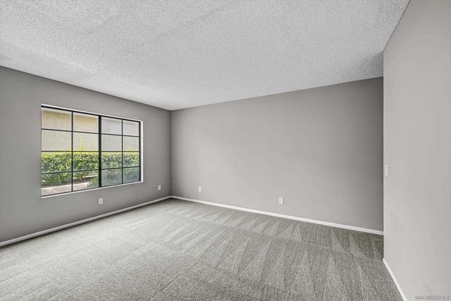 8608 Arminda Cir 43, Santee, CA 92071