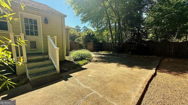 811 Scott Circle, Decatur, GA 30033