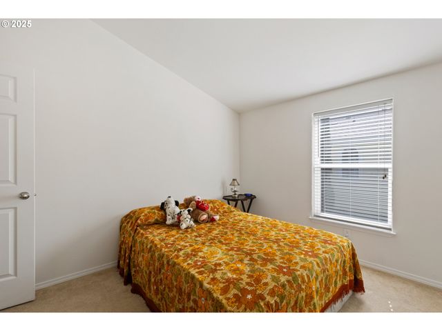 275 LITTLEBROOK Ln, Roseburg, OR 97471