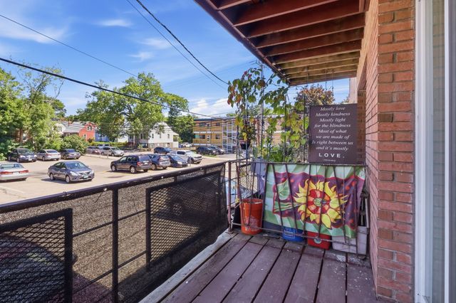 800 Hyde Park Ave A15, Boston, MA 02136
