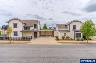 1282 N 3rd (350 E. Hollister) Av, Stayton, OR 97383