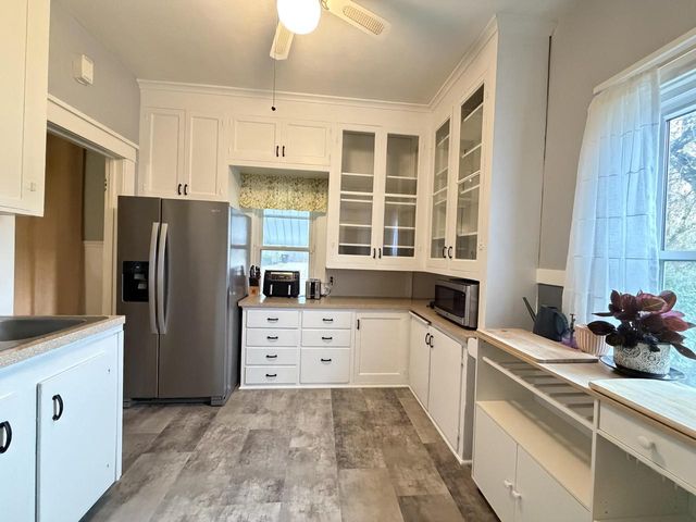 3824 Lindermann AVENUE, Racine, WI 53405