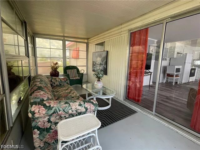 5524 Sir Walter WAY, North Fort Myers, FL 33917