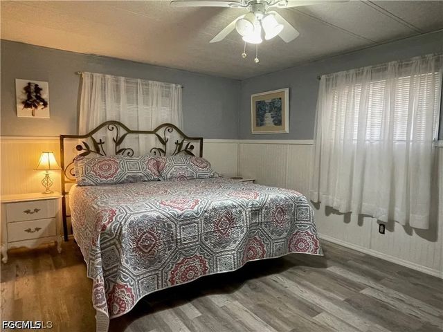 5524 Sir Walter WAY, North Fort Myers, FL 33917