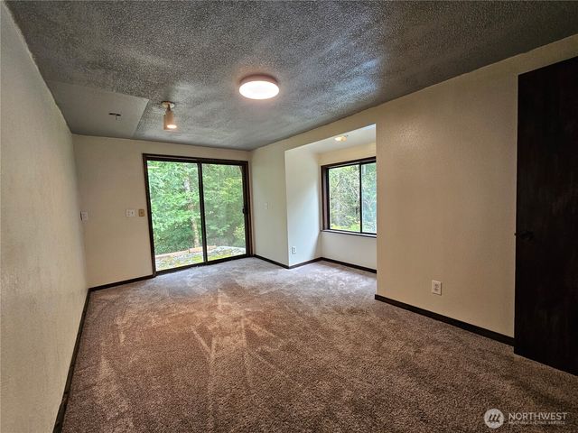 30 Hokanson Road, Elma, WA 98541