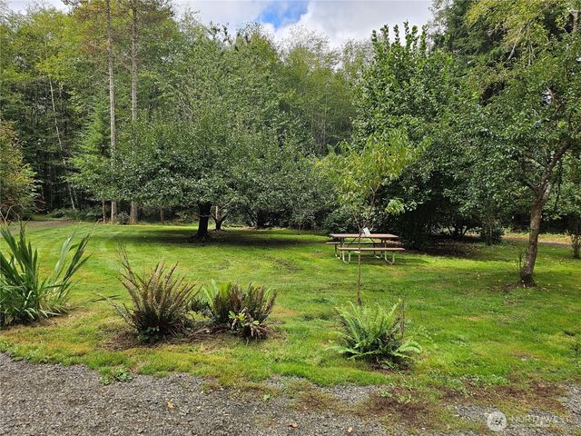 30 Hokanson Road, Elma, WA 98541