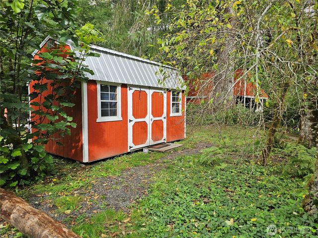 30 Hokanson Road, Elma, WA 98541