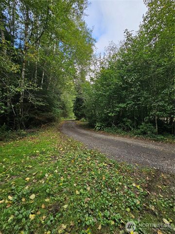 30 Hokanson Road, Elma, WA 98541