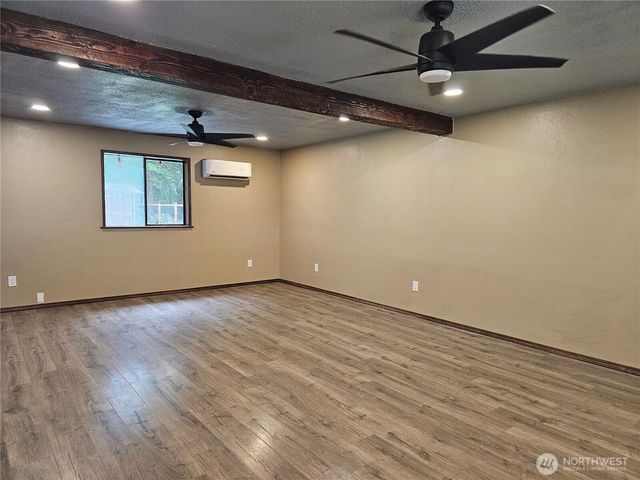 30 Hokanson Road, Elma, WA 98541