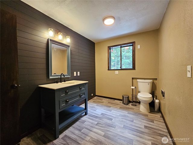 30 Hokanson Road, Elma, WA 98541