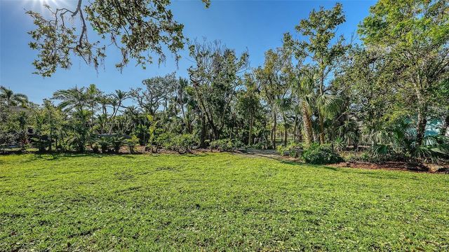1440 KIMLIRA LANE, Sarasota, FL 34231