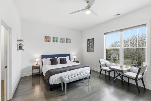 507A Southern Turf Dr, Nashville, TN 37211