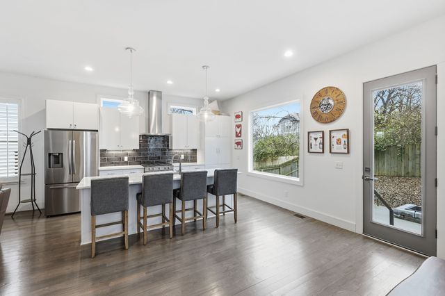 507A Southern Turf Dr, Nashville, TN 37211