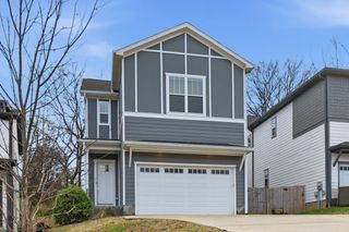 507A Southern Turf Dr, Nashville, TN 37211